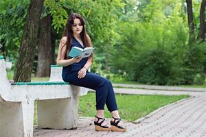 1990年出生的人是什麼納音五行