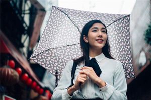 命裡缺土的女孩